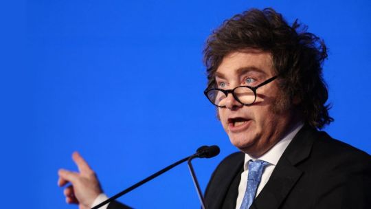 milei-destrozo-a-lula,-apunto-contra-kicillof,-se-burlo-de-cristina-kirchner,-denuncio-a-pedro-sanchez-y-le-respondio-a-victoria-villarruel