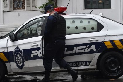 una-joven-de-26-anos-fue-asesinada-a-punaladas-en-tres-cruces:-la-policia-detuvo-a-su-pareja