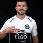 tim-payne,-sensacion-en-las-redes-sociales-durante-el-mundial-2026,-debuto-con-golazo-de-afuera-del-area-en-olimpia:-mira-el-video