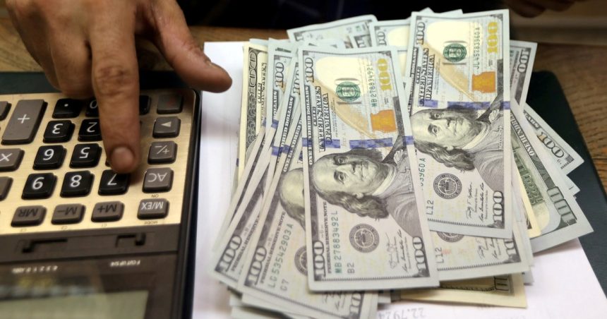 dolar-tarjeta-hoy:-a-cuanto-cotiza-este-lunes-03-de-agosto