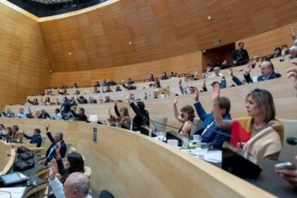 la-unicameral-vuelve-tras-el-receso-y-el-pj-abre-el-debate-por-la-extincion-de-dominio-en-cordoba