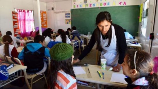 paro-nacional-docente:-el-gobierno-busca-garantizar-el-75%-de-clases-y-activa-controles-en-escuelas-de-todo-el-pais