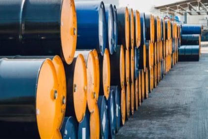 el-precio-del-petroleo-se-desplomo-mas-de-5%-tras-el-anuncio-de-trump-sobre-nuevas-negociaciones-con-iran
