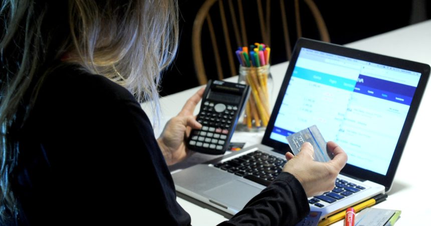¿cambio-de-tendencia?-el-atraso-en-el-pago-de-tarjetas-y-prestamos-personales-con-los-bancos-dejo-de-subir-tras-un-ano-y-medio