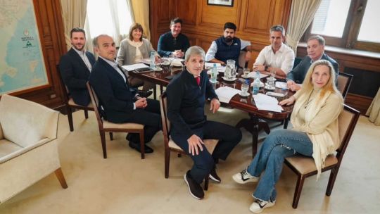 la-mesa-politica-de-milei-vuelve-a-reunirse-para-ordenar-la-agenda-del-congreso