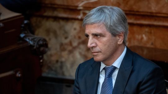 milei’s-money-man-shuns-foreign-markets-after-failed-bond-binge