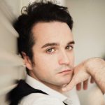 el-tenor-que-deslumbra-al-mundo-llega-al-teatro-colon:-xabier-anduaga-protagonizara-una-gala-junto-a-hera-park