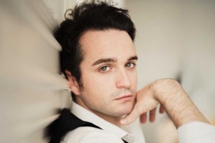el-tenor-que-deslumbra-al-mundo-llega-al-teatro-colon:-xabier-anduaga-protagonizara-una-gala-junto-a-hera-park