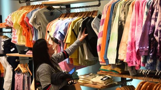 el-consumo-en-los-hogares-volvio-a-caer-en-junio,-segun-la-camara-argentina-de-comercio