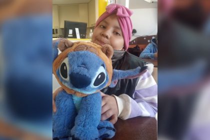 la-historia-de-alma,-una-nina-misionera-en-remision-de-cancer,-a-la-que-una-disputa-entre-la-obra-social-y-el-ministerio-de-salud-de-la-nacion-le-frena-una-medicacion-clave-para-continuar-con-su-tratamiento