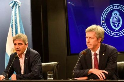 el-dolar-que-quiere-el-gobierno:-techo-de-$1500,-intervencion-del-tesoro-y-un-carry-trade-que-resiste