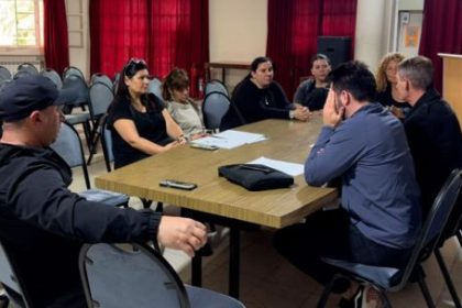 comerciantes-de-carlos-paz-piden-alivio-fiscal-a-esteban-aviles-en-medio-de-la-crisis-del-sector