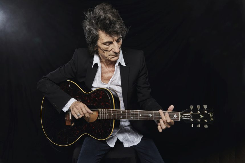 ron-wood-returns-to-argentina,-a-rolling-stones-mecca