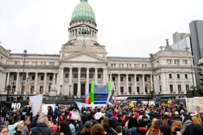 mas-de-100-organizaciones-piden-frenar-la-ley-de-tierras-y-el-“super-rigi”