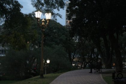 detienen-a-famoso-politico-argentino-discutiendo-con-una-mujer-desnuda-a-las-5-de-la-manana
