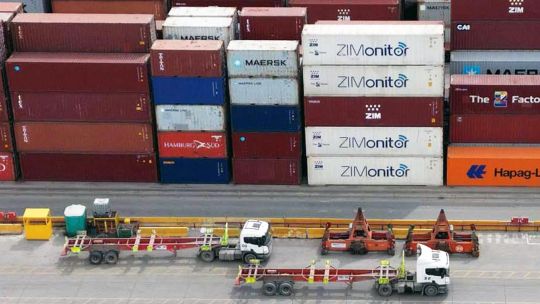 el-deficit-comercial-de-estados-unidos-cayo-en-junio-por-el-primer-retroceso-de-las-importaciones-en-2026