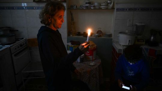 cuba-restablece-la-electricidad-y-vuelve-a-senalar-las-sanciones-de-eeuu.-por-la-crisis-energetica