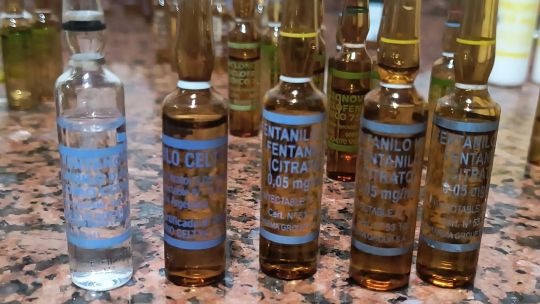 fentanilo-contaminado:-que-pasara-este-miercoles-con-las-dos-exfuncionarias-encargadas-de-controlar-los-laboratorios-detenidas-ayer