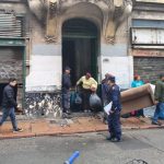 desalojo-en-ciudad-vieja:-mas-de-20-familias-fueron-retiradas-de-edificio-por-denuncias-de-venta-de-droga-e-irregularidades-contractuales