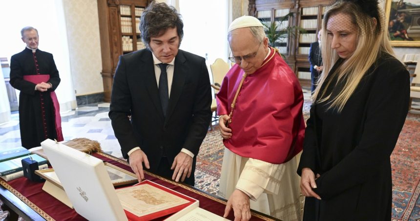 javier-milei-celebro-la-llegada-del-papa-leon-xiv-a-la-argentina:-“es-un-acontecimiento-de-enorme-trascendencia-espiritual-e-institucional-para-el-pais”