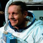 alarma,-rocas-y-combustible-al-limite:-los-minutos-criticos-en-los-que-neil-armstrong-salvo-la-mision-del-apolo-11