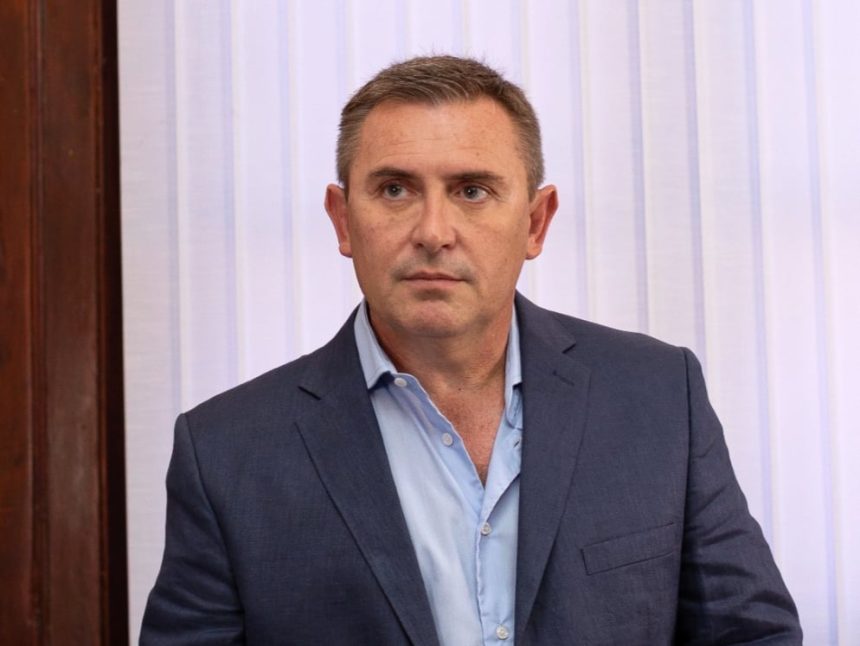 «los-senadores-misioneros-tienen-la-oportunidad-historica-de-impedir-que-el-gobierno-nacional-rife-nuestro-territorio»,-afirmo-carlos-sartori