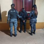 una-mujer-entro-a-robar-a-un-local-del-mercado-central-de-posadas,-pero-fue-descubierta-por-las-camaras-y-termino-detenida