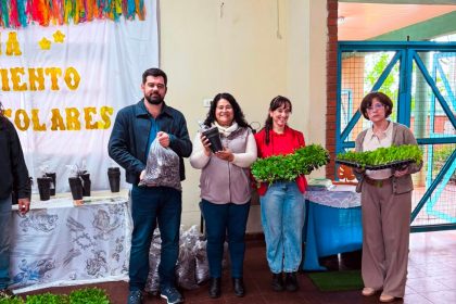 de-las-aulas-a-la-huerta:-misiones-impulsa-la-produccion-y-la-autonomia-en-escuelas-especiales