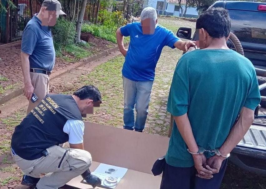 operativos-policiales-en-misiones:-cuatro-detenidos,-elementos-recuperados-y-cocaina-secuestrada-en-distintas-localidades