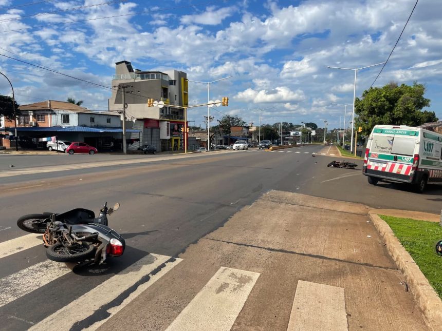posadas-|-dos-motociclistas-resultaron-heridos-tras-un-choque-en-las-avenidas-quaranta-y-francisco-de-haro