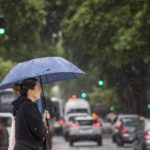 clima-en-ciudad-de-buenos-aires:-alerta-por-tormentas-fuertes,-rafagas-intensas-y-un-abrupto-descenso-termico