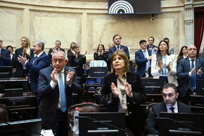 sesion-en-el-senado-hoy,-en-vivo:-tras-retirar-el-polemico-capitulo-sobre-venta-de-tierras-a-extranjeros,-el-gobierno-busca-aprobar-la-ley-de-propiedad-privada
