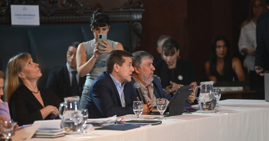 dos-senadores-explotaron-por-la-interna-peronista:-“¡me-tiene-podrida!”,-“¡que-se-dejen-de-hinchar-las-pelotas!”