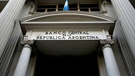 el-banco-central-difunde-hoy-el-rem-de-julio-con-nuevas-estimaciones-sobre-inflacion,-dolar,-actividad-y-desempleo