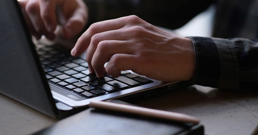 como-darle-una-segunda-vida-a-una-notebook-o-pc-vieja:-el-cambio-que-mas-se-nota,-sin-gastar-de-mas