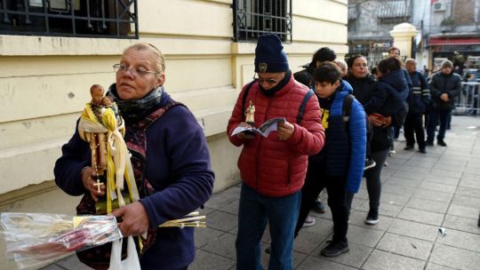 san-cayetano-2026:-horarios-de-misas,-como-llegar-al-santuario-y-todo-sobre-la-peregrinacion-del-7-de-agosto