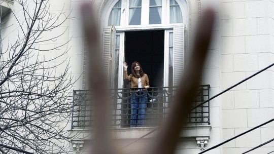 el-dato-que-complica-el-reclamo-internacional-de-cristina-kirchner:-por-que-importa-lo-que-dijo-lorenzetti-sobre-la-inhabilitacion-perpetua