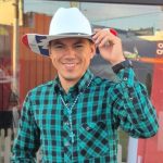 (video)-alder-alcides-sigue-en-modo-rockero:-escucha-que-himno-canto!