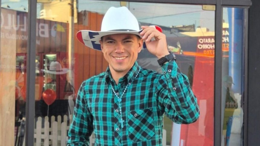 (video)-alder-alcides-sigue-en-modo-rockero:-escucha-que-himno-canto!