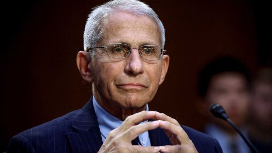el-congreso-de-ee-uu-vota-por-declarar-en-desacato-al-dr.-anthony-fauci-tras-un-tenso-enfrentamiento-sobre-los-origenes-del-covid-19