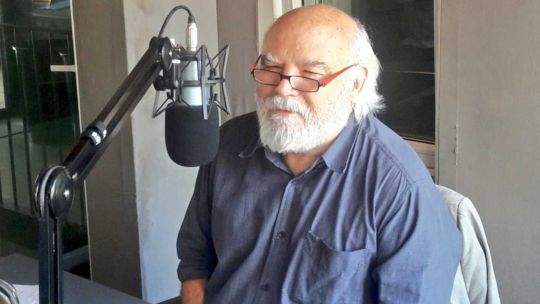 falsa-alarma:-dieron-por-muerto-a-juan-sasturain-en-redes-sociales-el-dia-de-su-cumpleanos-81