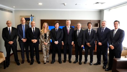 el-gobierno-sello-un-acuerdo-comercial-con-ecuador-que-baja-aranceles-para-autos-y-elimina-tasas-para-mas-de-140-autopartes