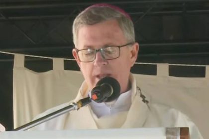 garcia-cuerva-cuestiono-a-los-politicos-en-la-misa-por-san-cayetano:-“hablan-de-los-pobres,-pero-no-estan-cerca”
