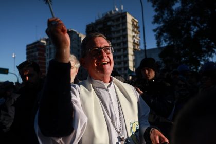 garcia-cuerva-apunto-contra-la-crisis-economica-en-san-cayetano-y-pidio-no-resignarse-ante-el-dolor-de-los-que-sufren