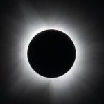 eclipse-solar-total-del-12-de-agosto:-la-trayectoria-generara-una-ilusion-optica-en-los-mapas