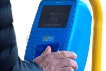 saldo-negativo-de-la-tarjeta-sube:-cuantos-viajes-cubre-en-agosto-tras-el-aumento-de-colectivo,-subtes-y-trenes