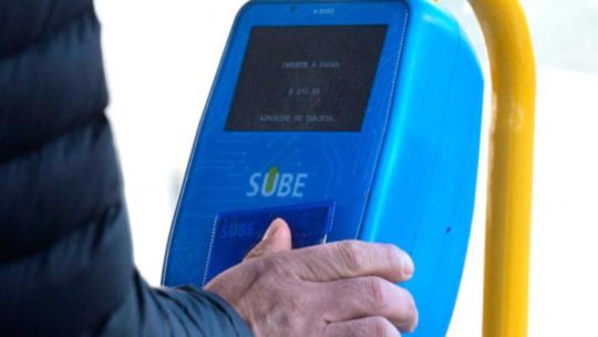 saldo-negativo-de-la-tarjeta-sube:-cuantos-viajes-cubre-en-agosto-tras-el-aumento-de-colectivo,-subtes-y-trenes