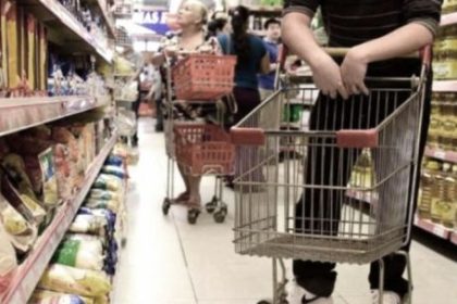 el-consumo-de-lacteos-se-recupera-a-fuerza-de-productos-de-segundas-y-terceras-marcas