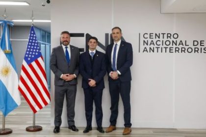 el-fbi-desembarco-en-argentina-con-la-idea-de-blindar-las-fronteras-contra-el-terrorismo-junto-a-la-side