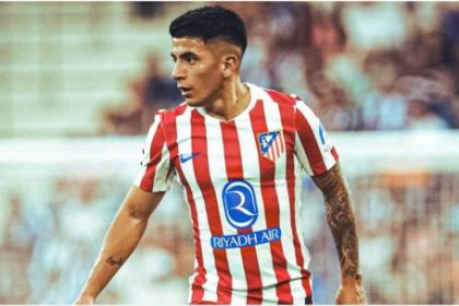 river-inscribio-a-thiago-almada-en-la-lista-para-jugar-la-sudamericana-aunque-todavia-no-llego-a-la-argentina